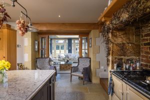 Photo 11- click for photo gallery